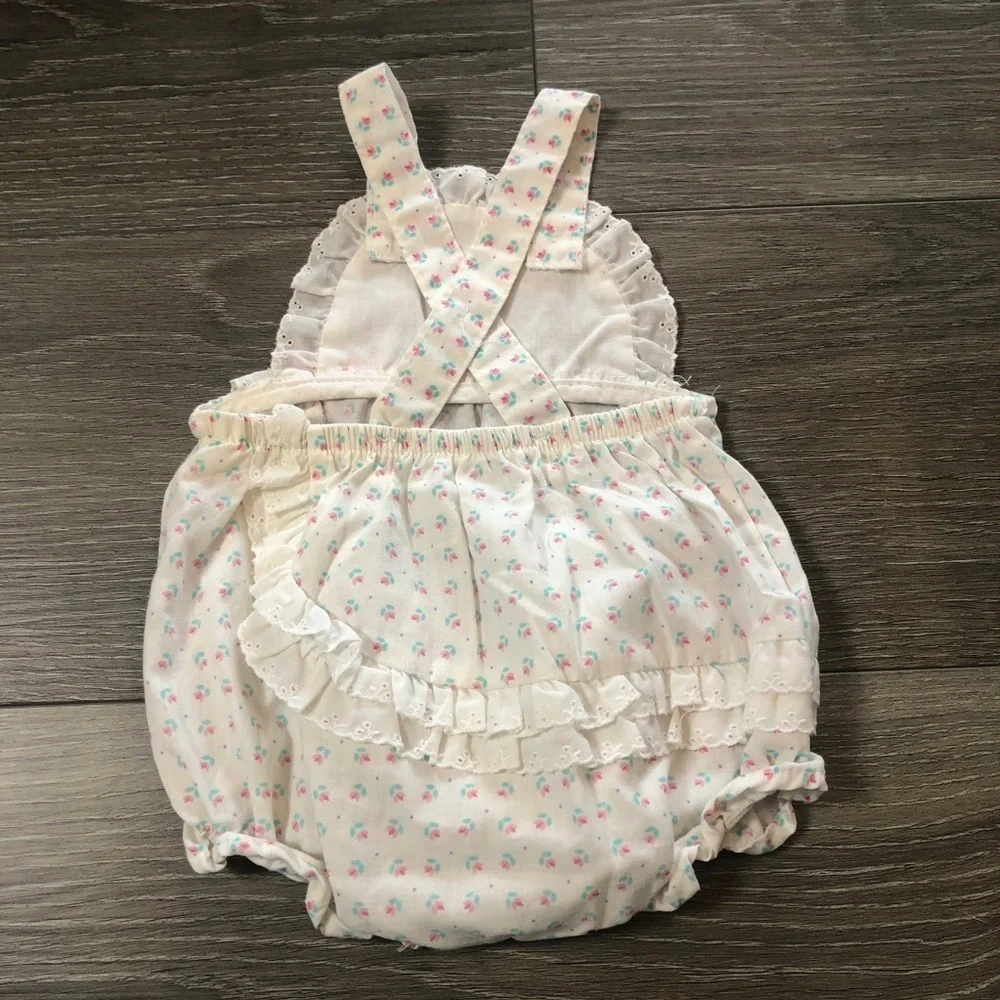 Healthtex Vintage Kids Clothing Baby Girls Floral Ruffle Outfit Size 9 Months